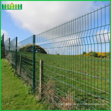 high quality prfessional manufacture curvy welded wire mesh fence